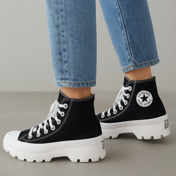 Converse Lugged 2.0 High Top Black Women’s 7.5 - Picture 1 of 14